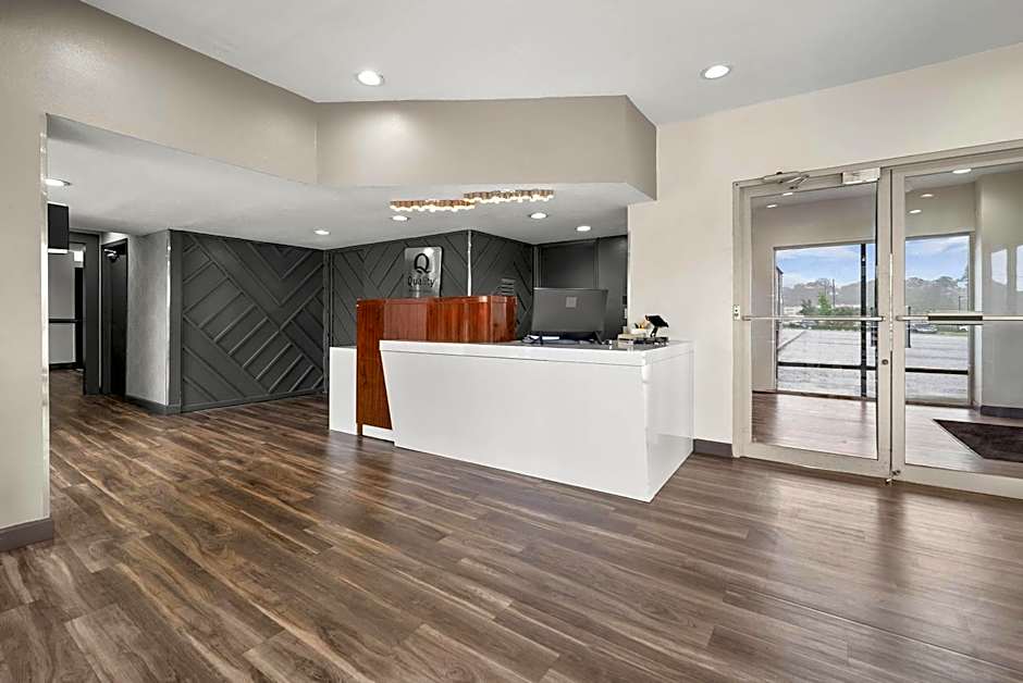 Quality Inn Auburn Campus Area I-85