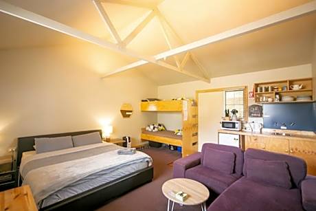 3 Hills at The Good Place