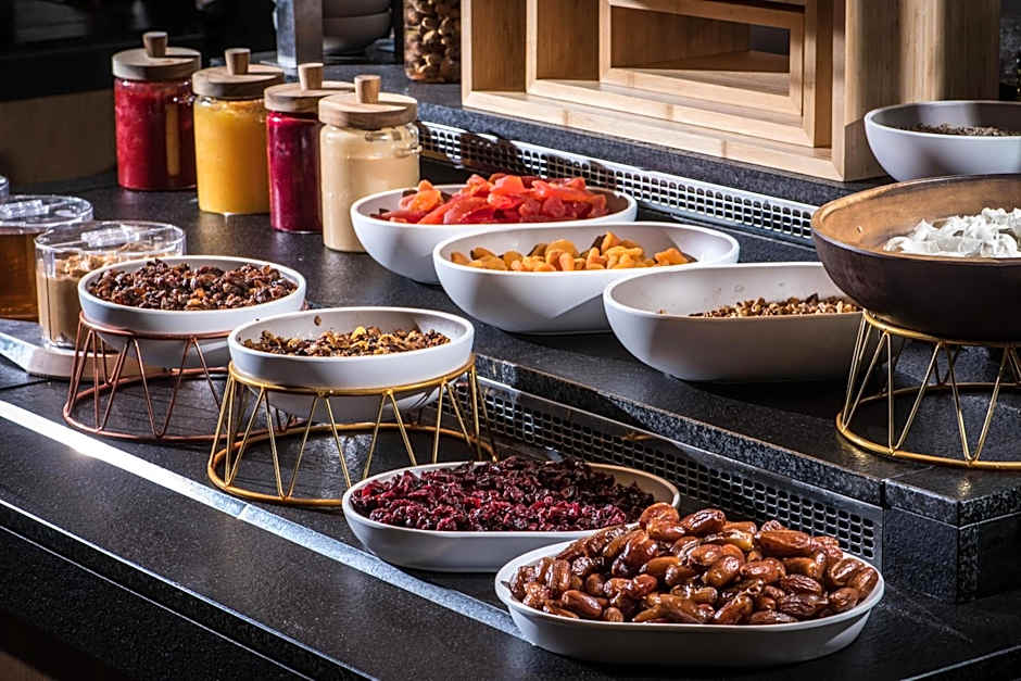 Noble Hotel & Suites - Adults Only