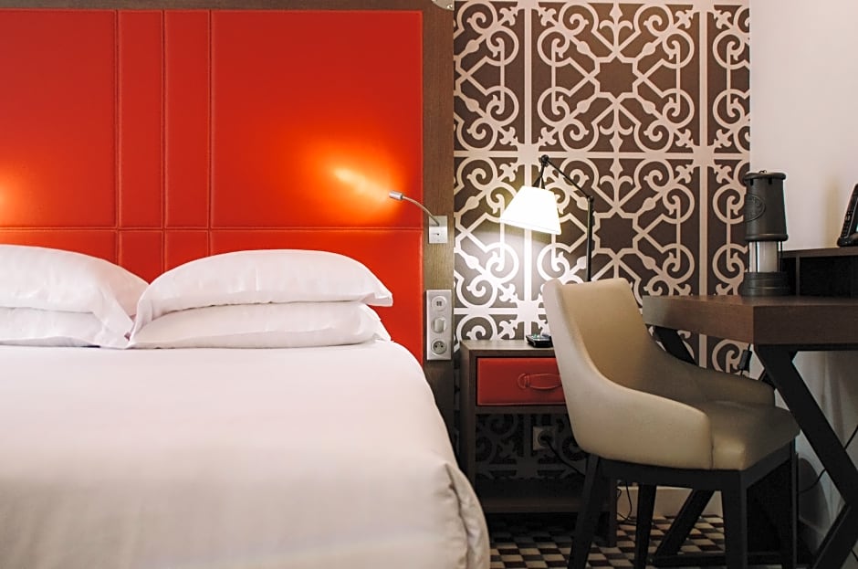 Phileas Hotel