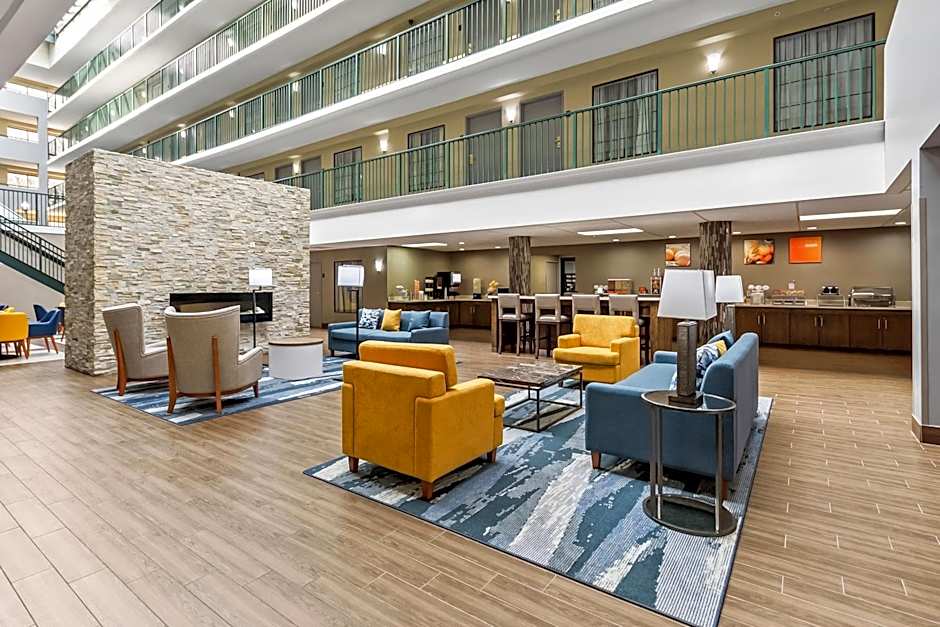 Comfort Suites Near Potomac Mills