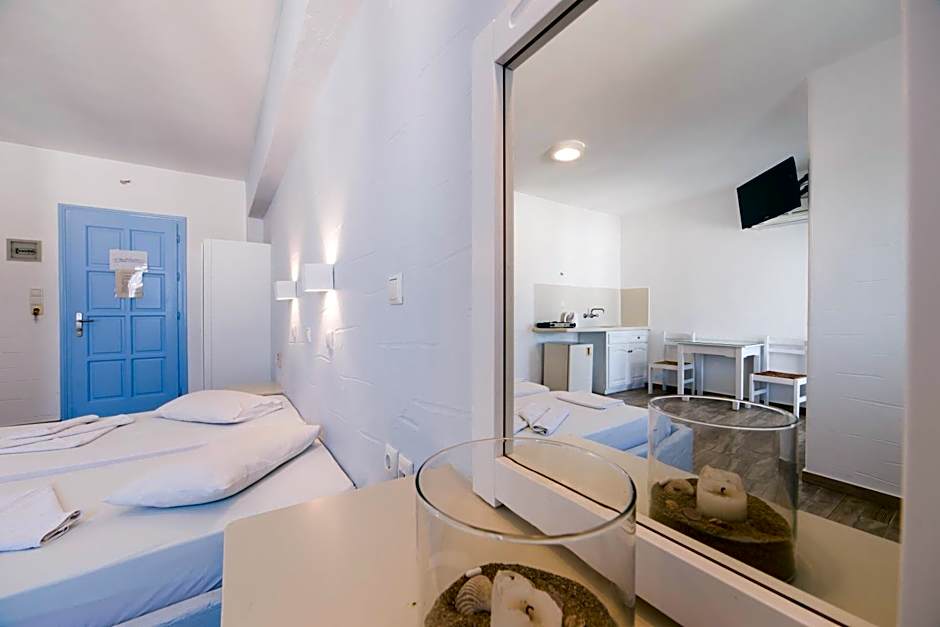 Stratos Apartments & Studios