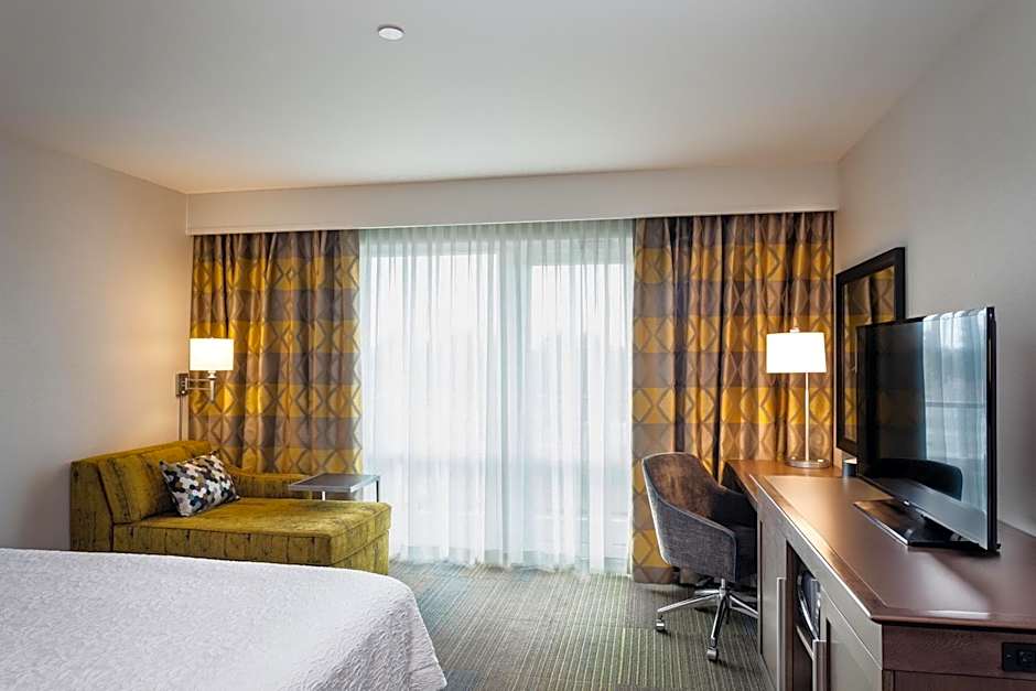 Hampton Inn & Suites Seattle/Northgate