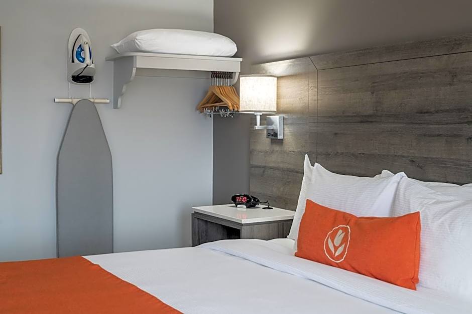 Amsterdam Inn & Suites Moncton