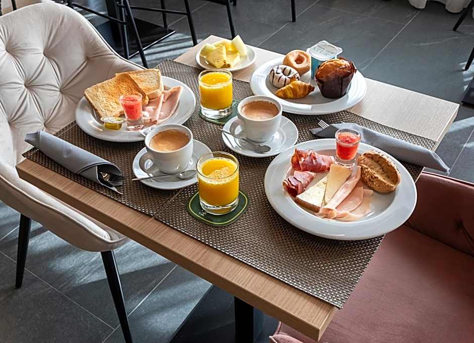 Sercotel Plana Suites