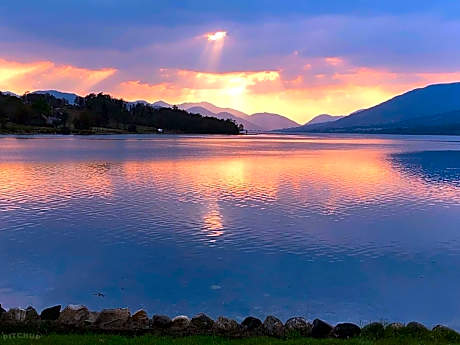 Linnhe Lochside Holidays