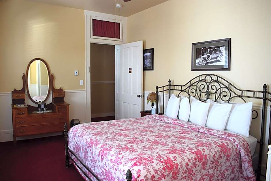 Grand Imperial Hotel