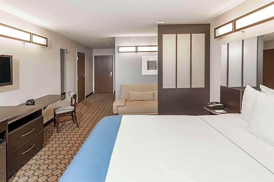 Microtel Inn & Suites By Wyndham Elkhart