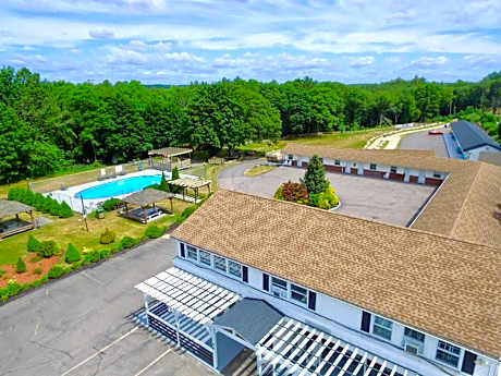 Aquastar Inn