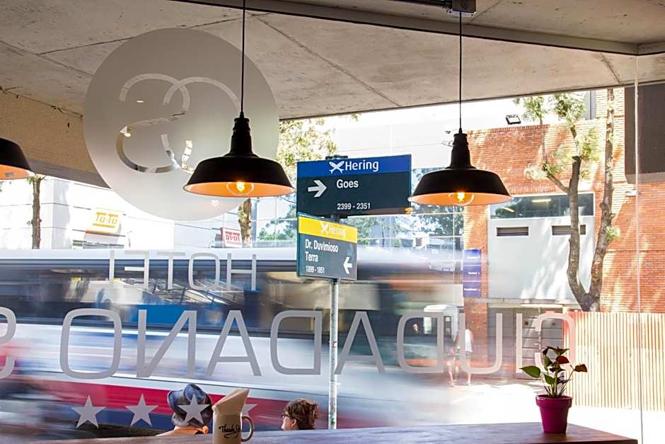 Hotel Ciudadano Suites