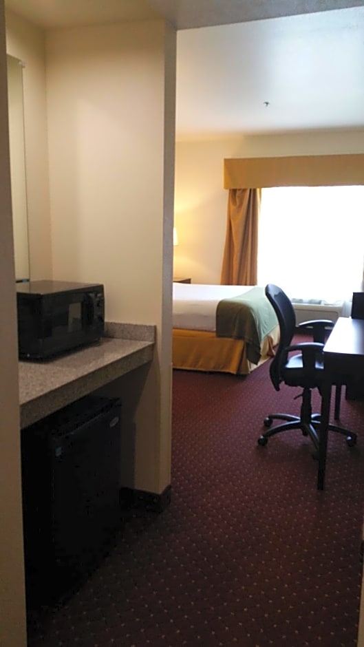 Holiday Inn Express Syracuse-Fairgrounds