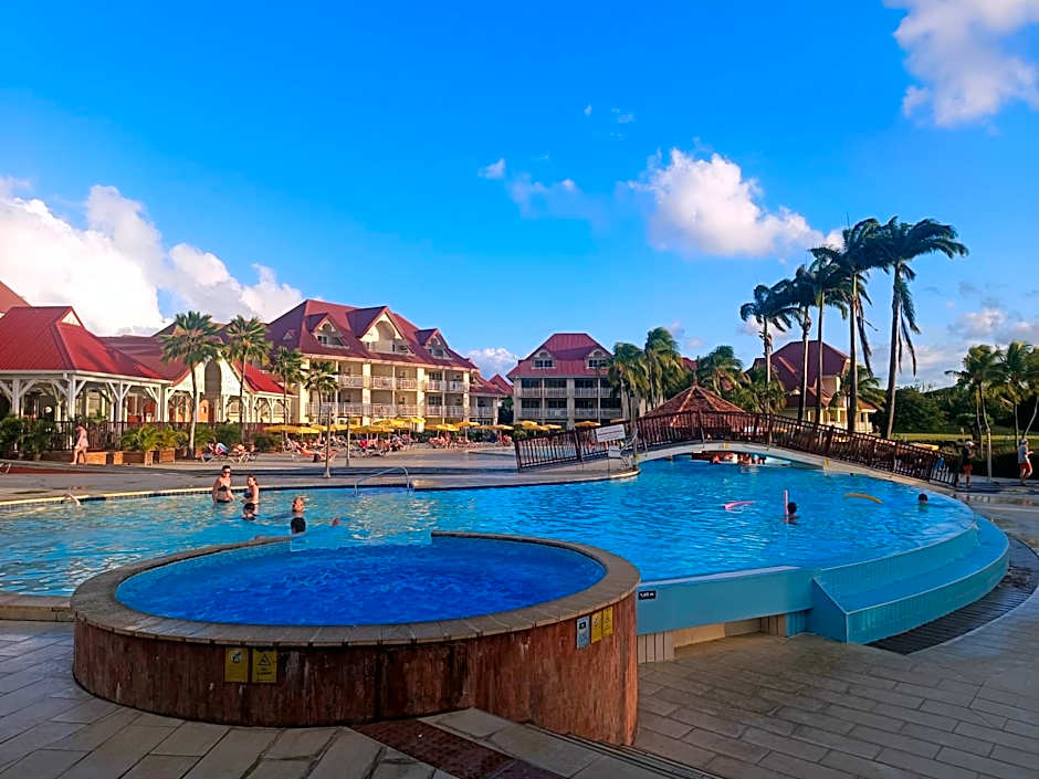 AppartMadinina 27 Sainte Luce 4-6 personnes vue mer