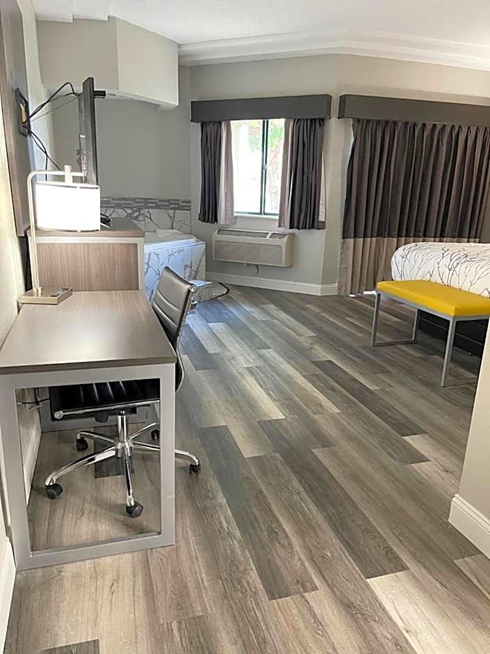Hometown Inn And Suites Belle Plaine