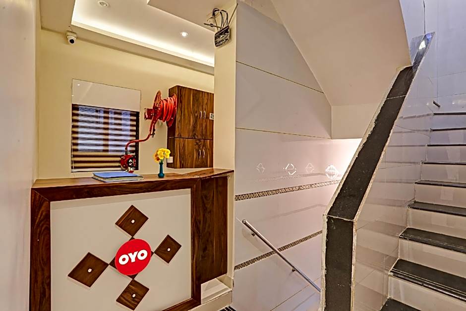 Flagship Nandi Palace Lodging And Boarding – Bombay/ Mumbai, KY