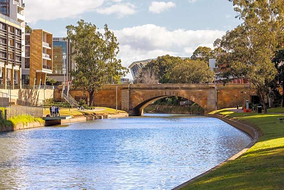 Meriton Suites Church Street, Parramatta