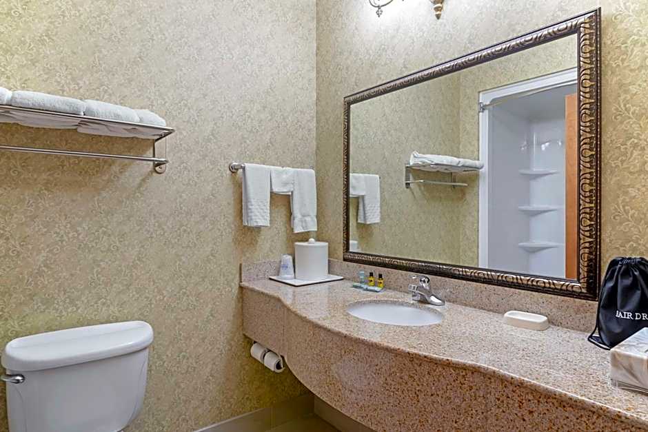 Best Western Plus Bradbury Inn & Suites