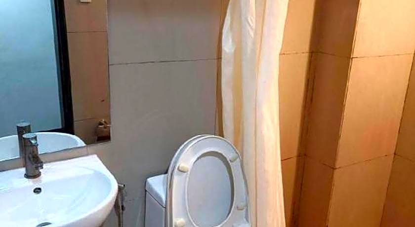 Grand Astoria Hotel
