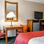 Clarion Inn & Suites At The Outlets Of Lake George