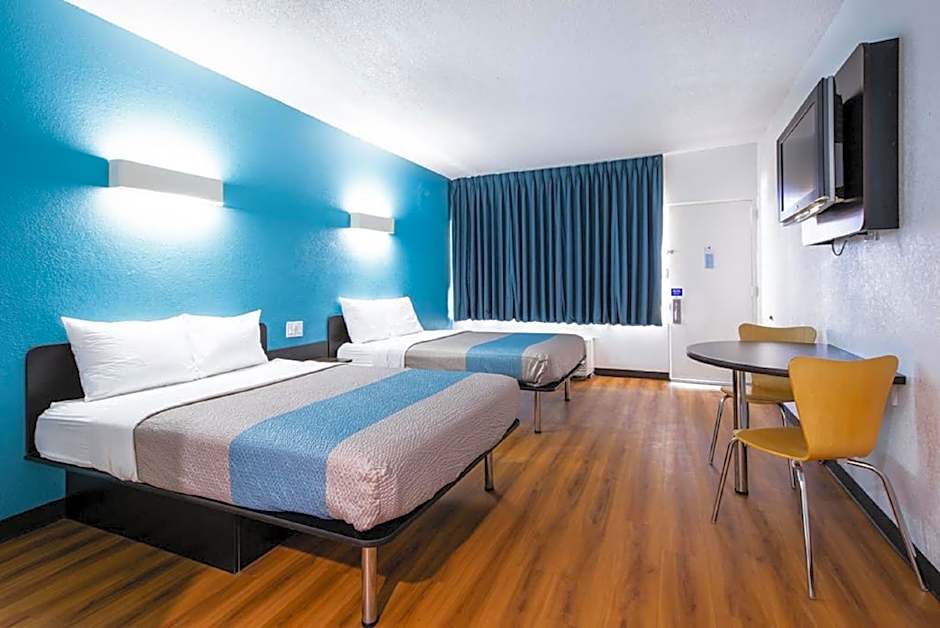 Motel 6-Jacksonville, NC