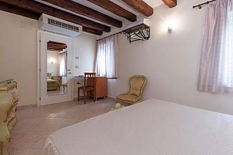 Single Room with Garden View