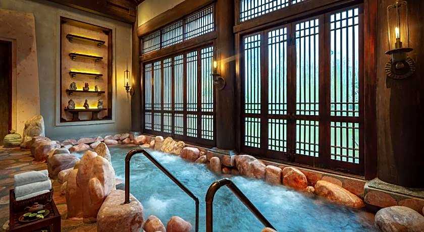 Legacy Yen Tu-MGallery by Sofitel