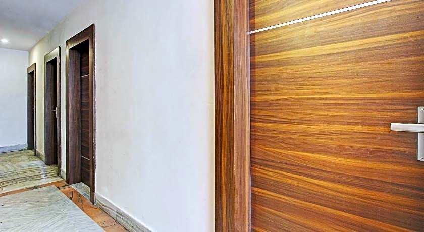 OYO 6651 Hotel Srujana Stay Inn