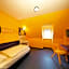 Bed'nBudget Expo-Hostel Rooms