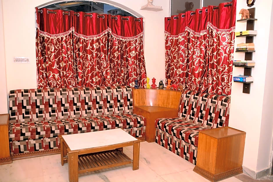 Hotel Sugandh Retreat