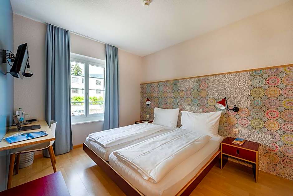 Bären Self Check-in Hotel