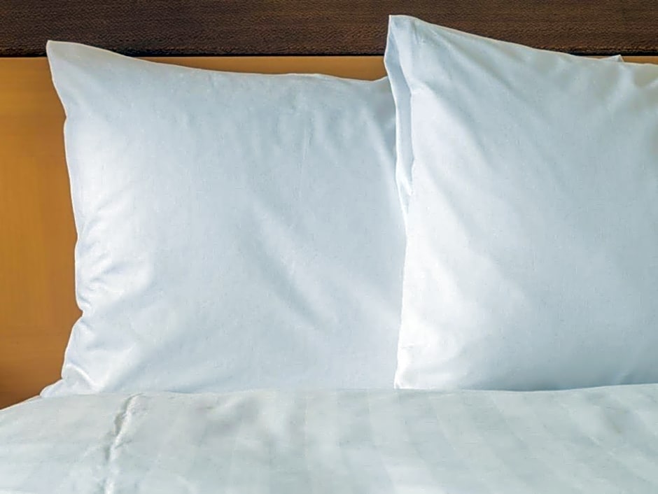 Holiday Inn Express Lordstown Newton Falls Warren By IHG