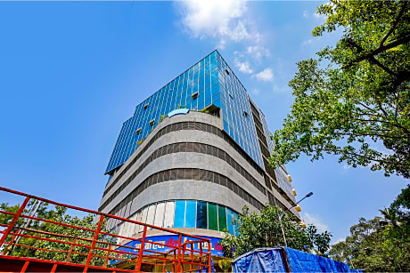 FabHotel Azure - Nr. Mumbai International Airport