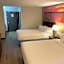 Days Inn & Suites by Wyndham Stevens Point
