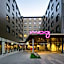 Moxy by Marriott London Heathrow Airport