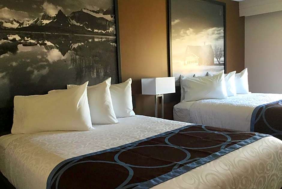 Super 8 by Wyndham Spruce Grove