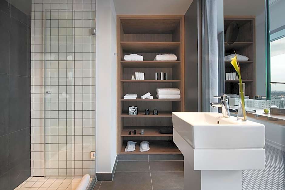 Melia Paris La Defense