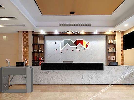 Borrman Hotel (Guangzhou Xinshi Baixin Plaza Qifu Road Branch)