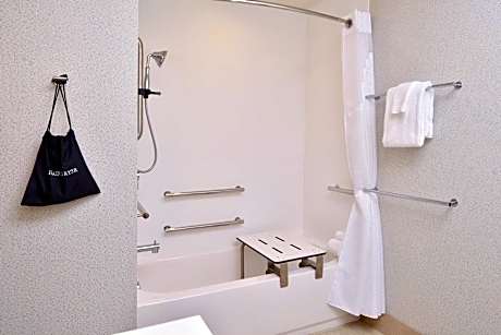 Standard King Room with Mobility Accessible Tub