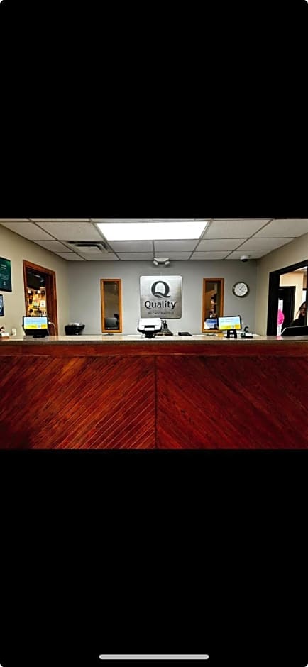 Quality Inn Navajo Nation Capital