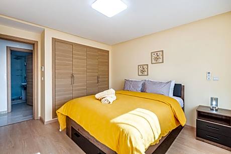 Two-Bedroom Deluxe Apartment