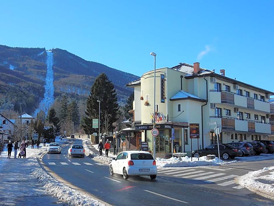 Garni Hotel & Apartments Terano