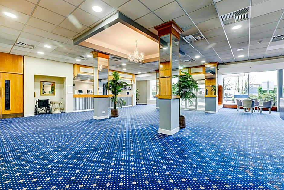 OYO The Chiltern Hotel