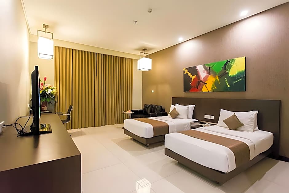 SAVANA HOTEL & CONVENTION MALANG