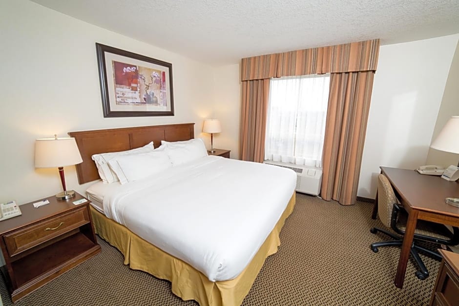 Holiday Inn Express & Suites Drayton Valley