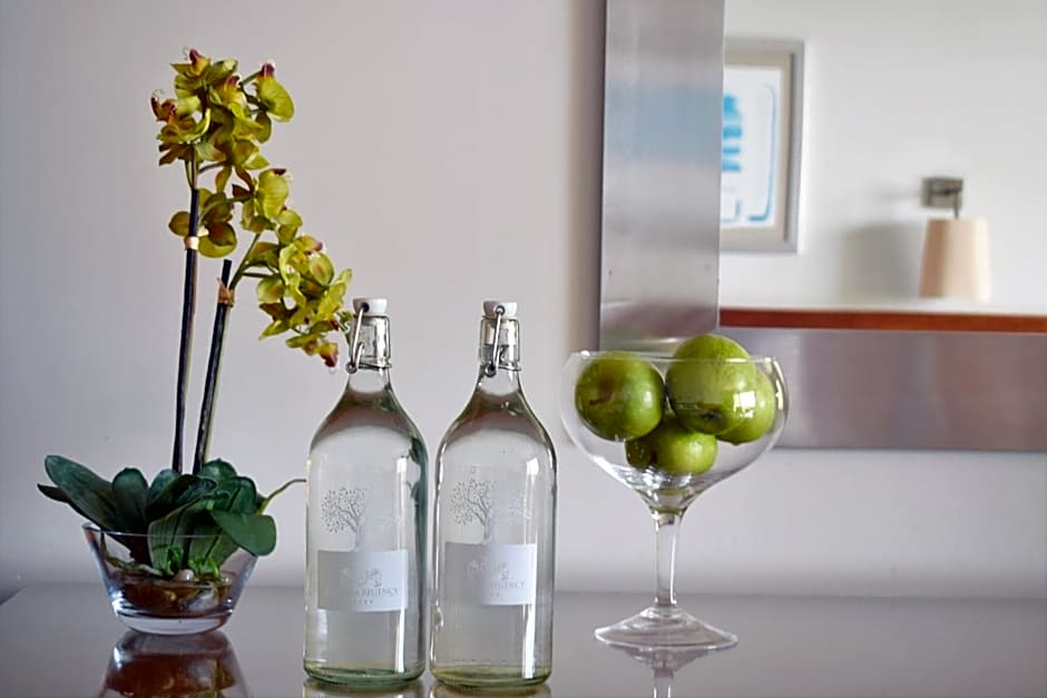 Madeira Regency Cliff- Adults Only