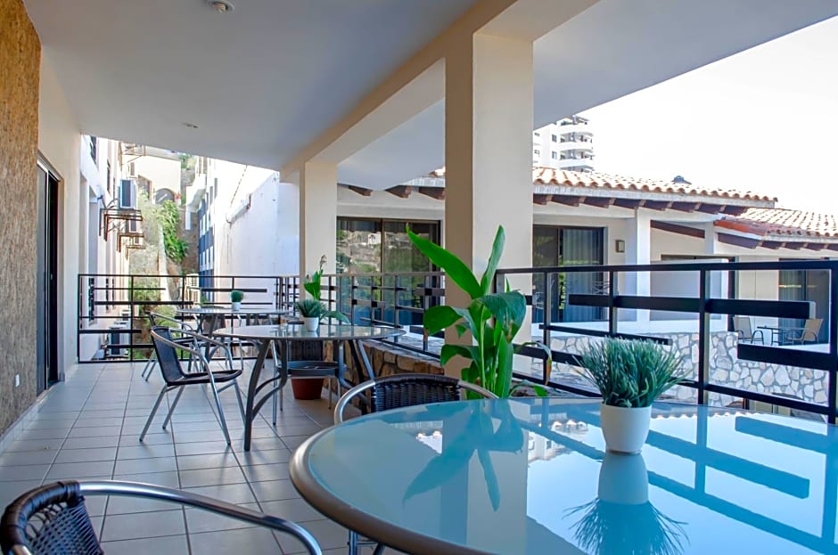 Pedregal Suites - Marina and Downtown