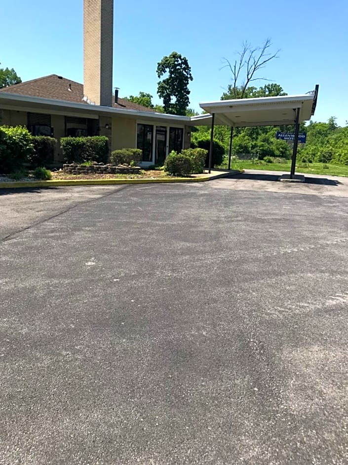 Allenwood Motel