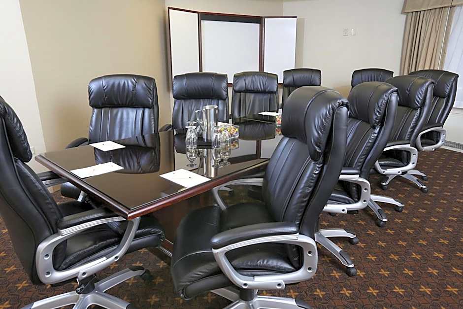 DoubleTree By Hilton Denver Thornton