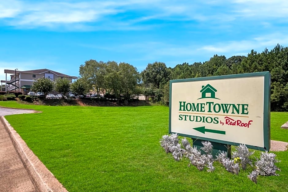 HomeTowne Studios Covington