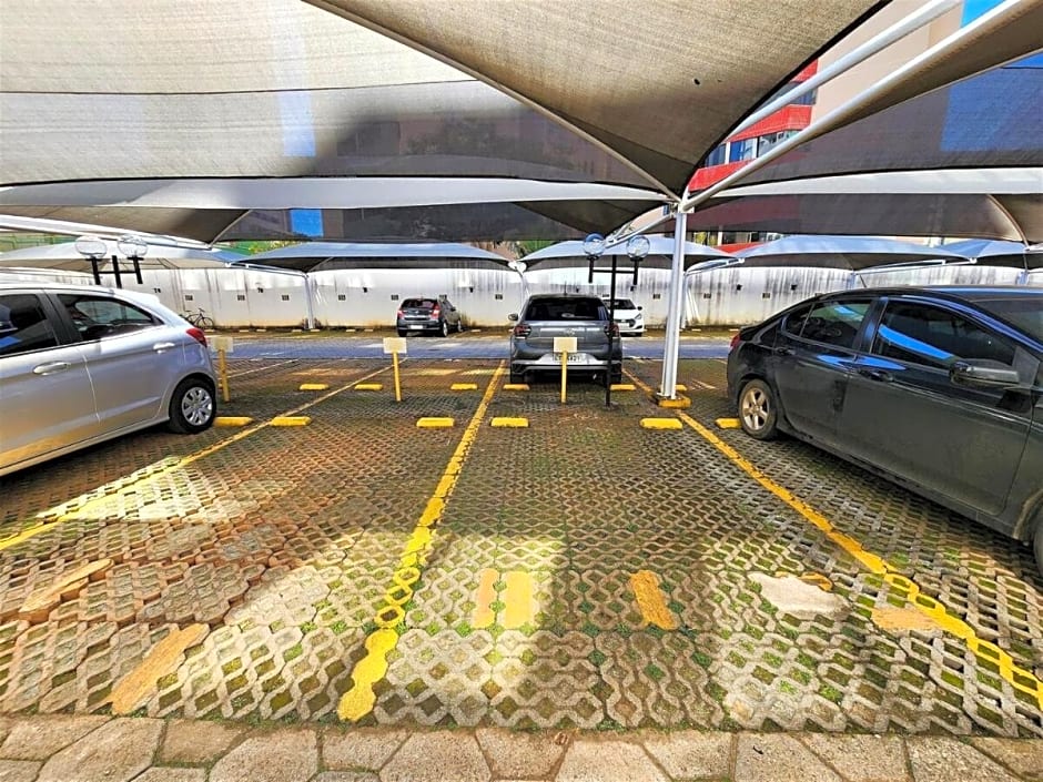 Res Ingrid Bloco B AP 910 · Apartamento completo de 2 quartos.