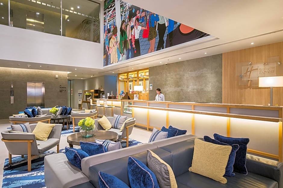 Holiday Inn Express Bangkok Sathorn By IHG